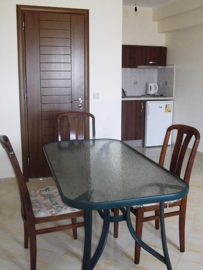 فاسيليكي Calypso Luxury Studios المظهر الخارجي الصورة